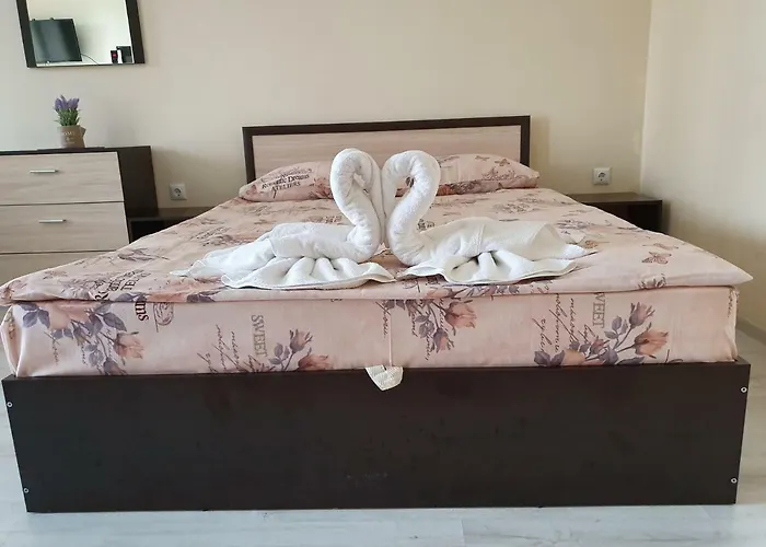 Orchid Apartment Golden Sands